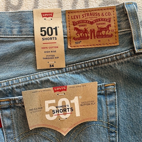 Levi’s 501 High Rise Cutoff Shorts - Picture 3 of 5